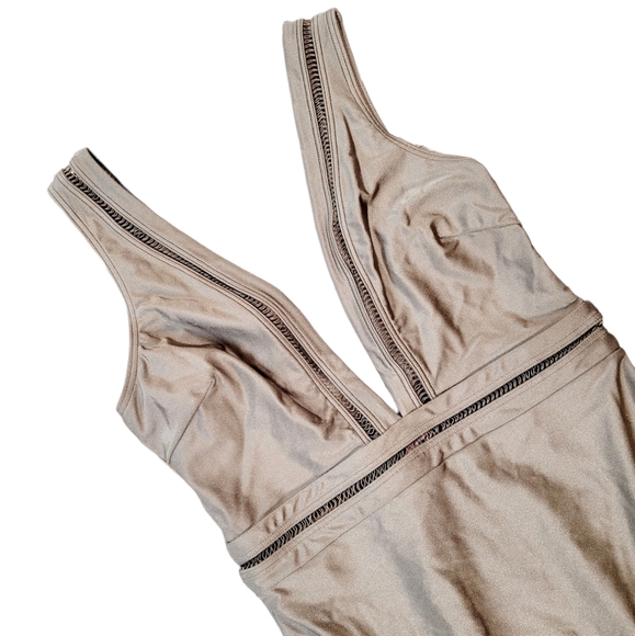 NWT Ted Baker Pointelle Deep V Plunge One Piece Swimsuit Khaki Green 8 - Picture 5 of 12